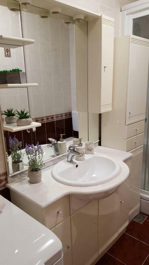 Апартаменты Apartman Luly Каштела Экстерьер фото